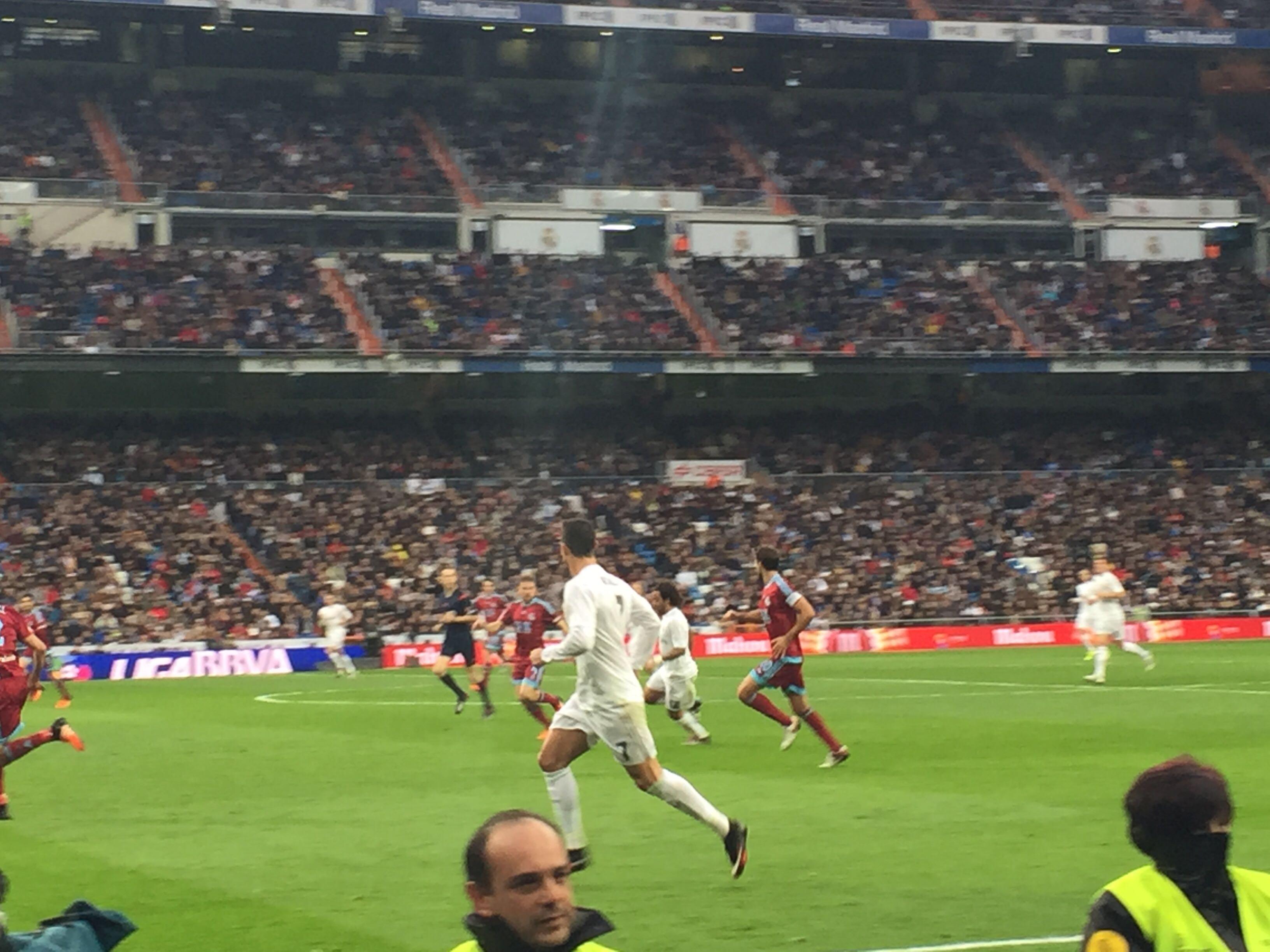 允许球员在 允许球员在