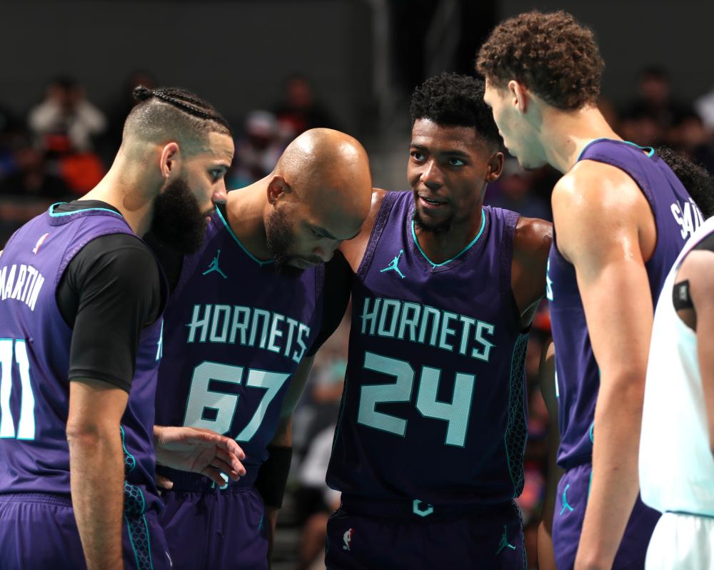 近年离开尤 近年离开尤